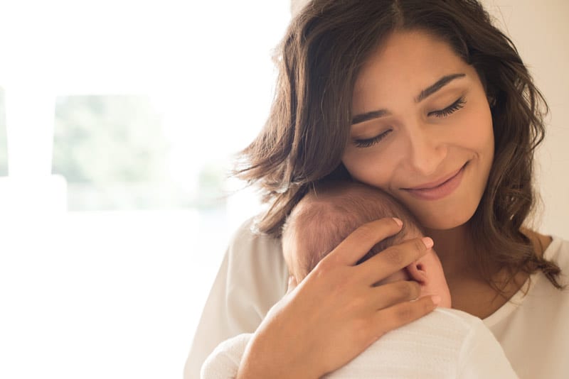 rtor guest blog featured image 5 Tips to Maintain Your Mental Health as a New Mom - Essentials For New Mothers